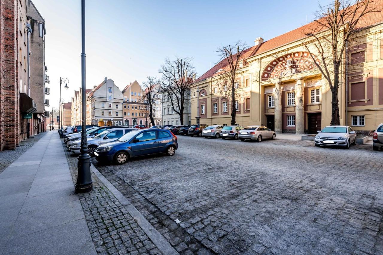 Theatre Apartment - Apartament Przy Rynku W Glogowie 외부 사진