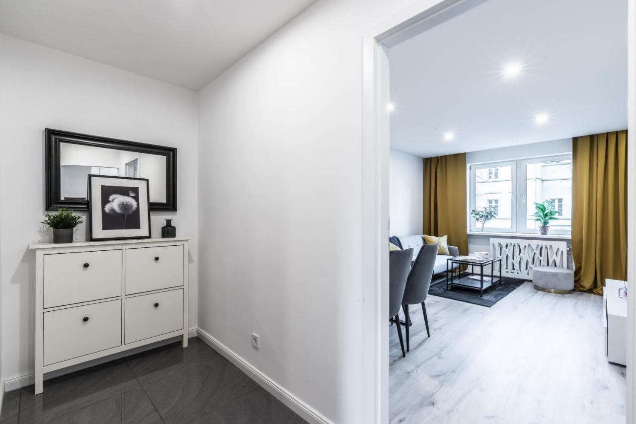 Theatre Apartment - Apartament Przy Rynku W Glogowie 외부 사진
